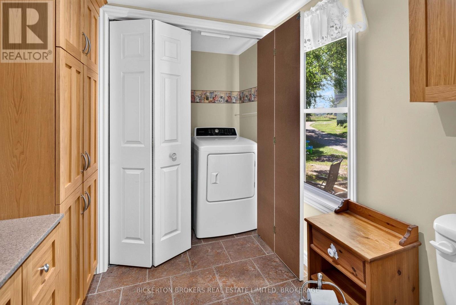 806 EDEN GROVE ROAD S - Image 12