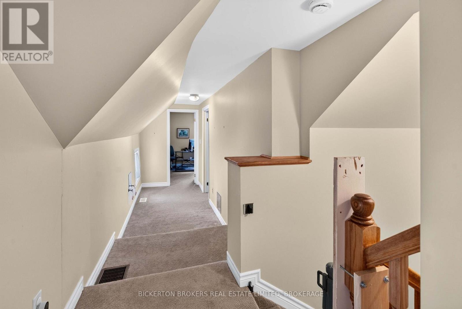 806 EDEN GROVE ROAD S - Image 15