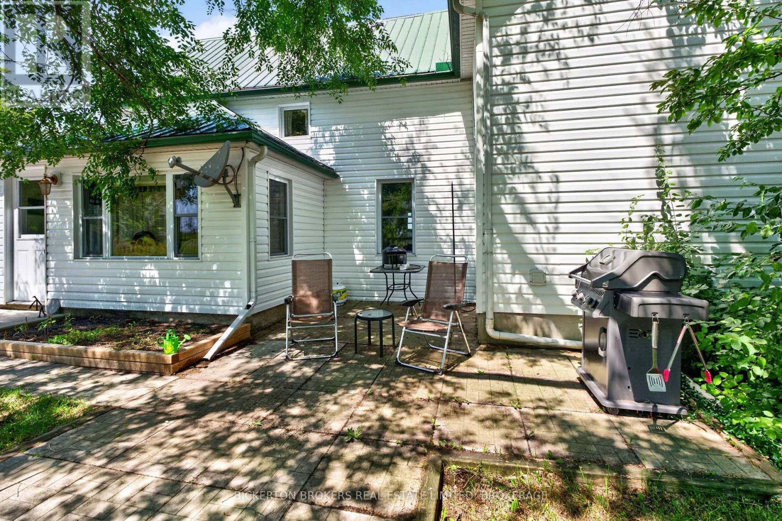806 EDEN GROVE ROAD S - Image 22
