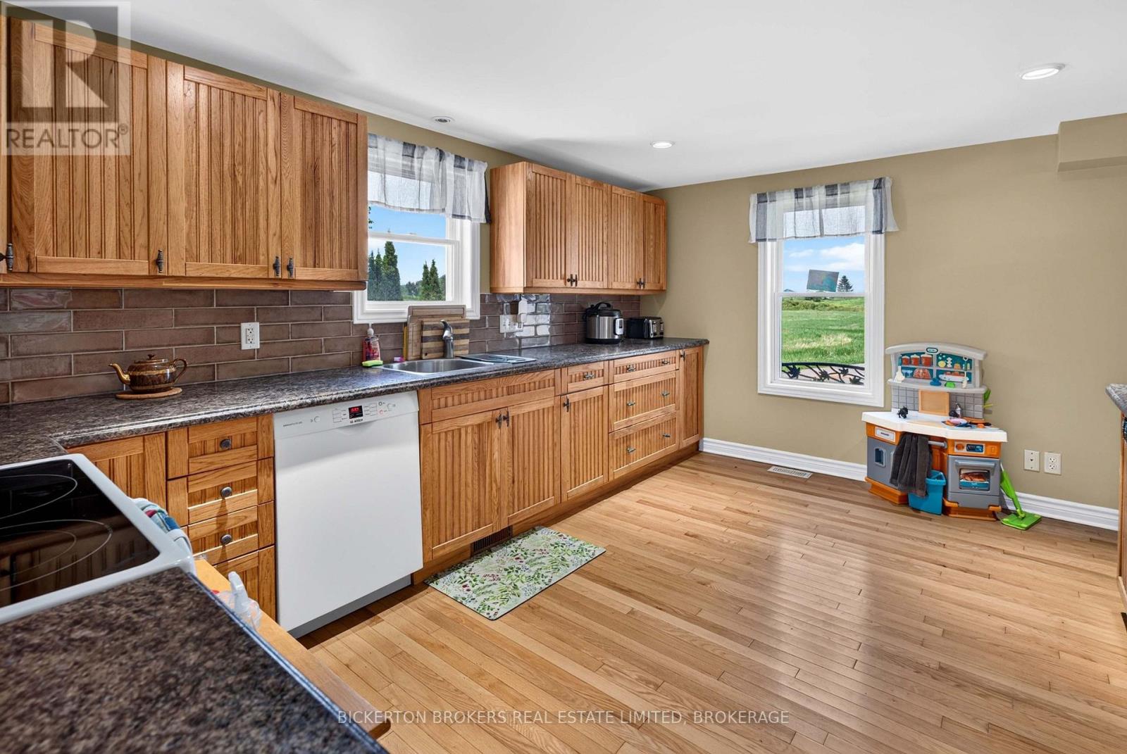 806 EDEN GROVE ROAD S - Image 7