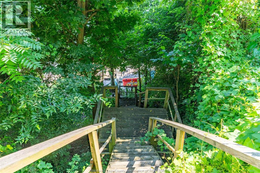 383 ERIE VIEW AVENUE - 34