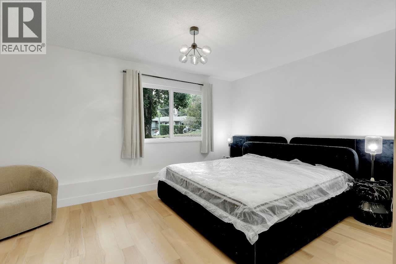869 GALE Drive, Tsawwassen