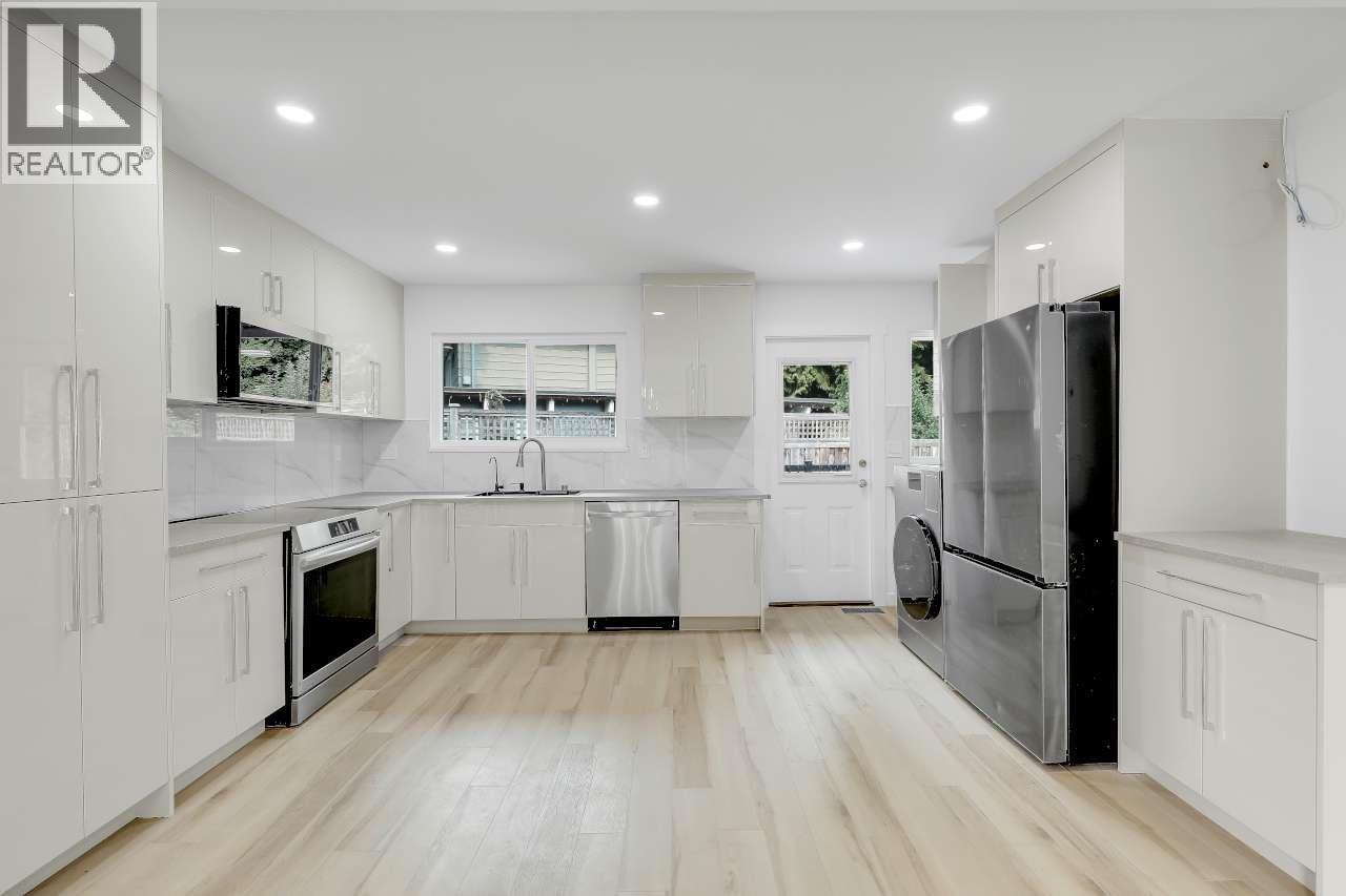 869 GALE Drive, Tsawwassen