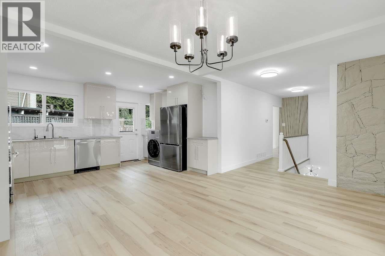 869 GALE Drive, Tsawwassen
