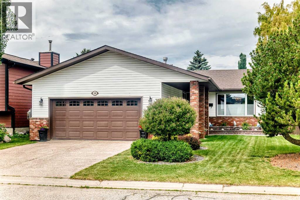 39 Deer Run Place SE