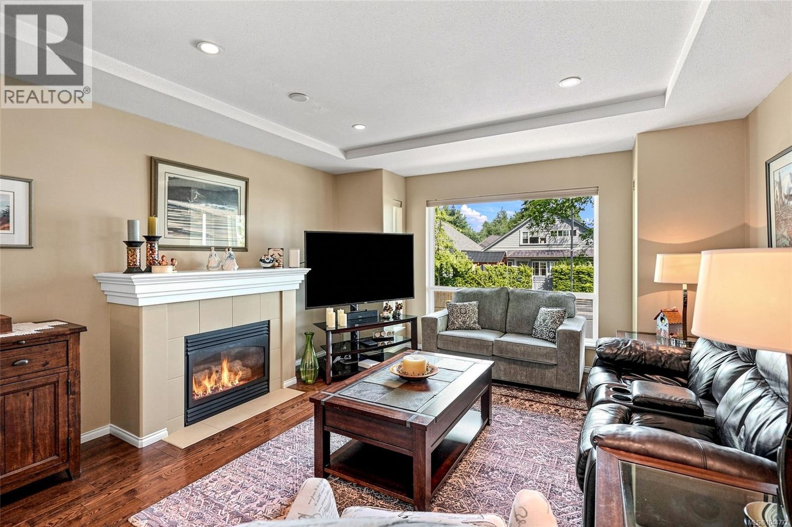 808 Stanhope Rd - 5