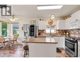 808 Stanhope Rd, Parksville, BC V9P2T7 Photo 17