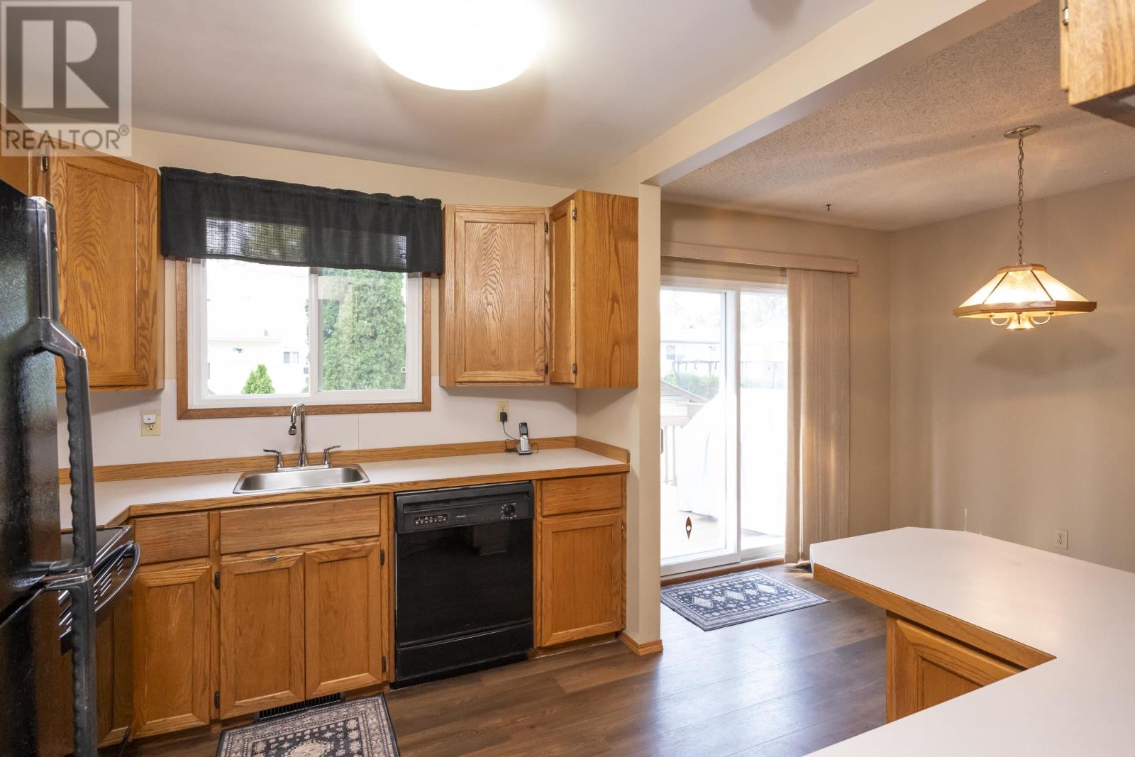 256 Fairbanks CRES - Image 17