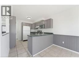 2pc Bathroom - 25 Anastasia Crescent, Brantford, ON N3P2A9 Photo 11