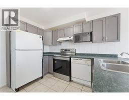 25 Anastasia Crescent, Brantford, ON N3P2A9 Photo 13