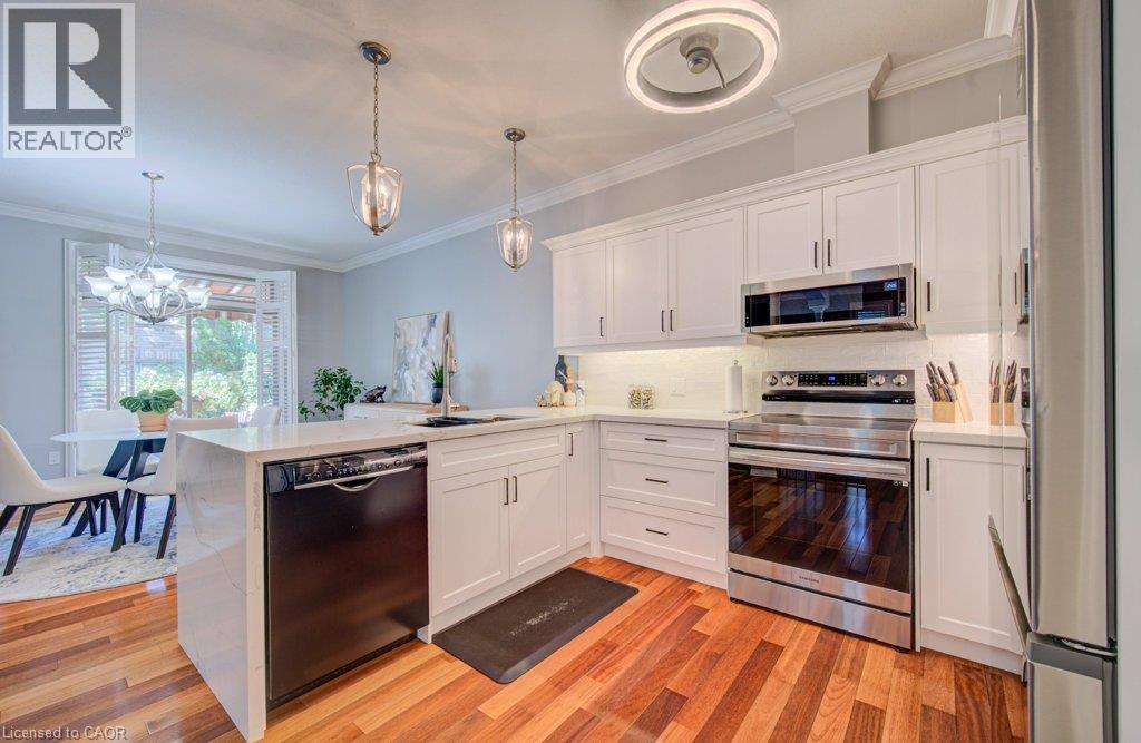 #29 20 ISHERWOOD Avenue - 17