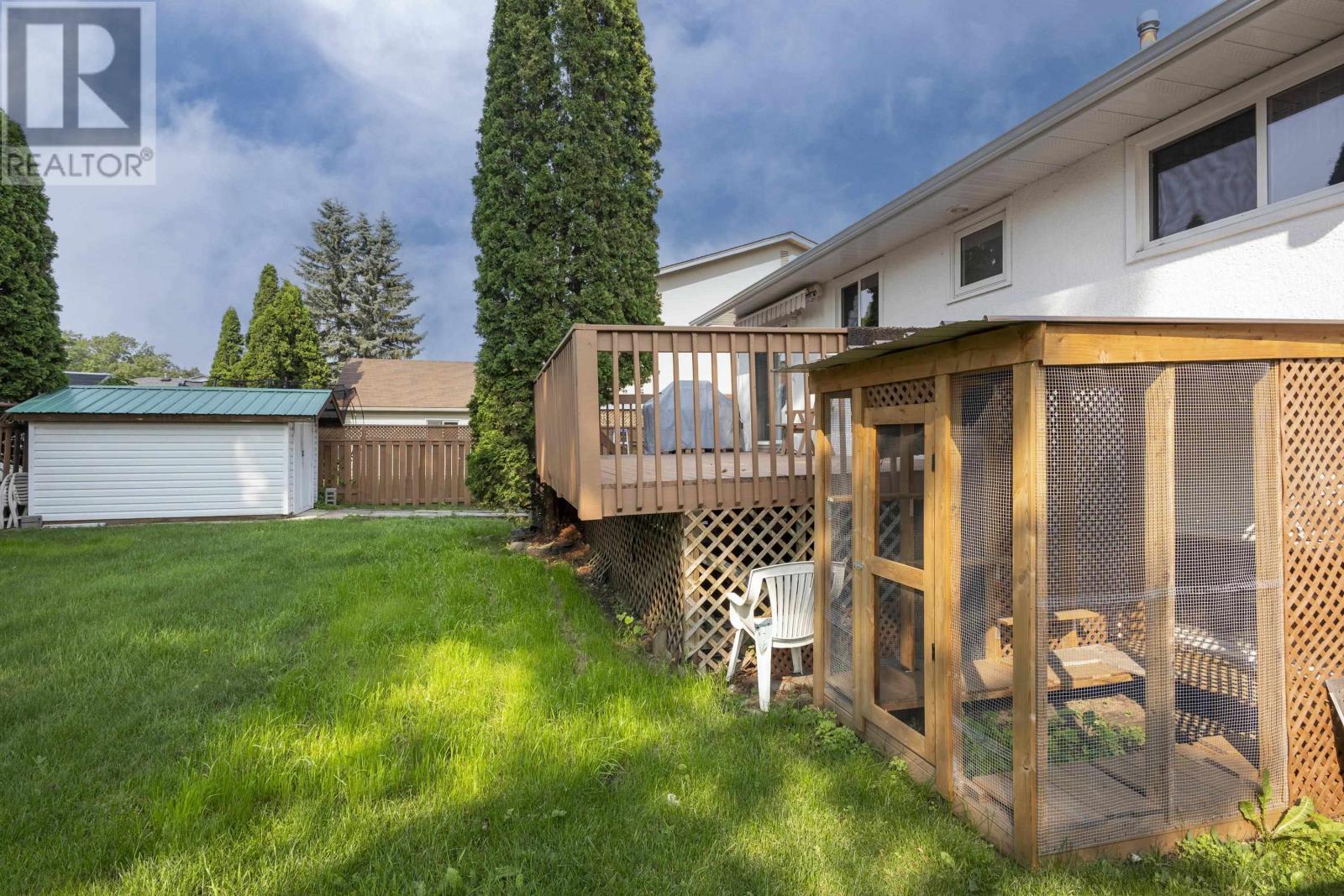 256 Fairbanks CRES - 6