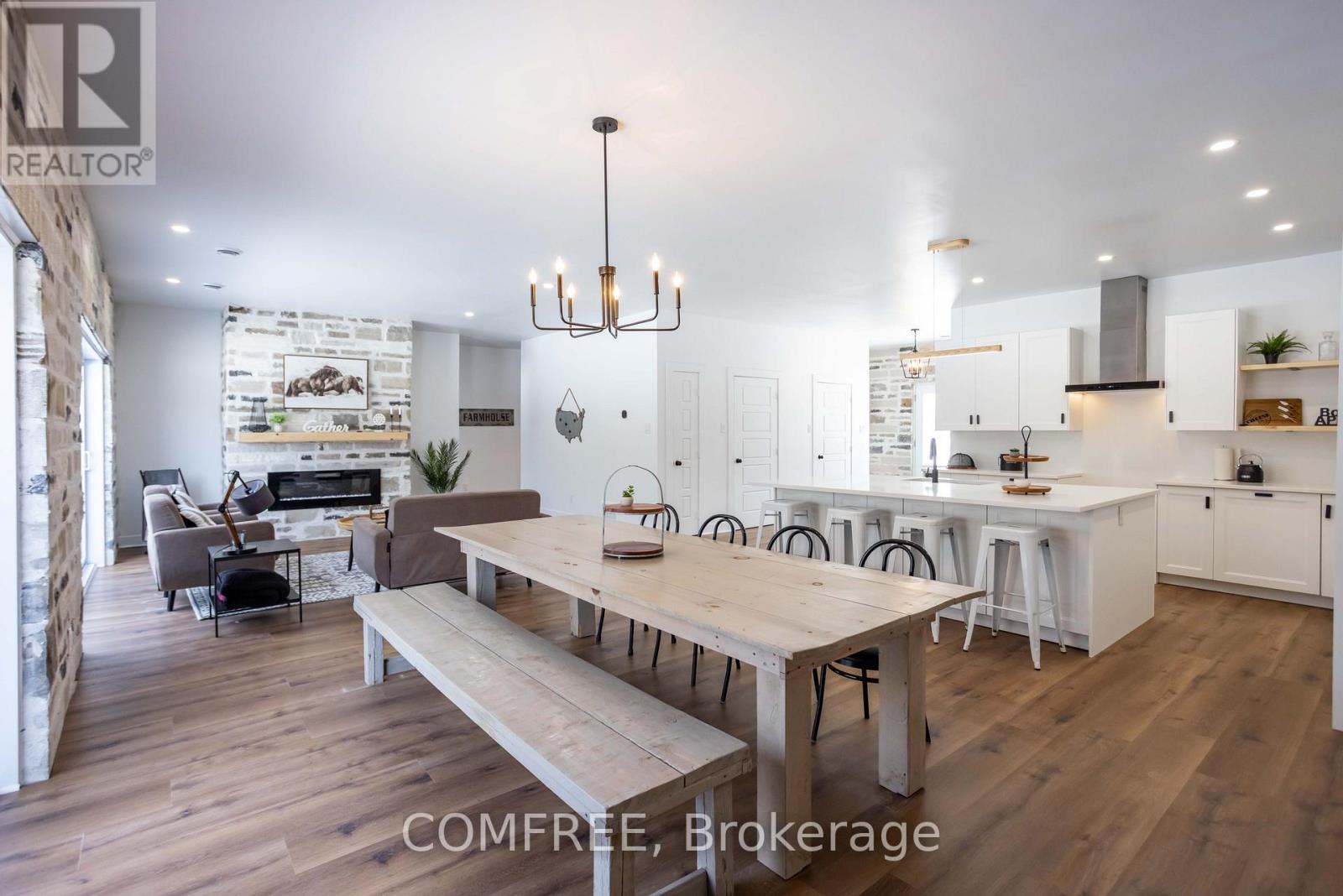 3244 PICHE ROAD - 11