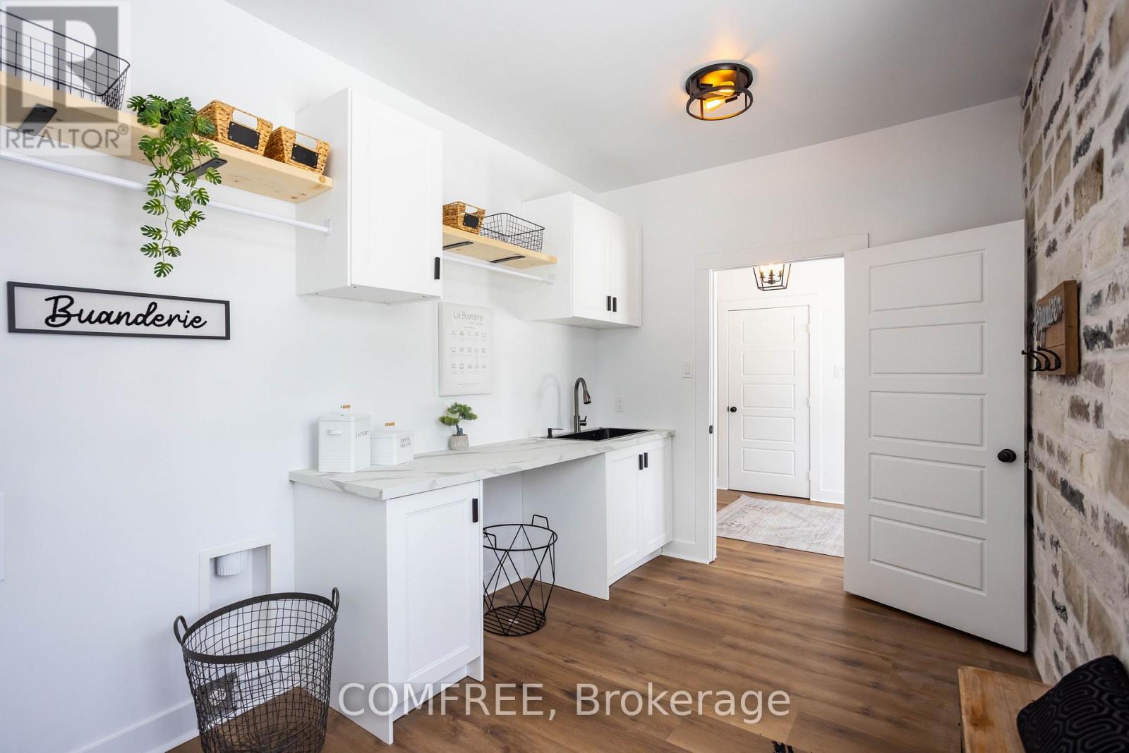 3244 PICHE ROAD - 32