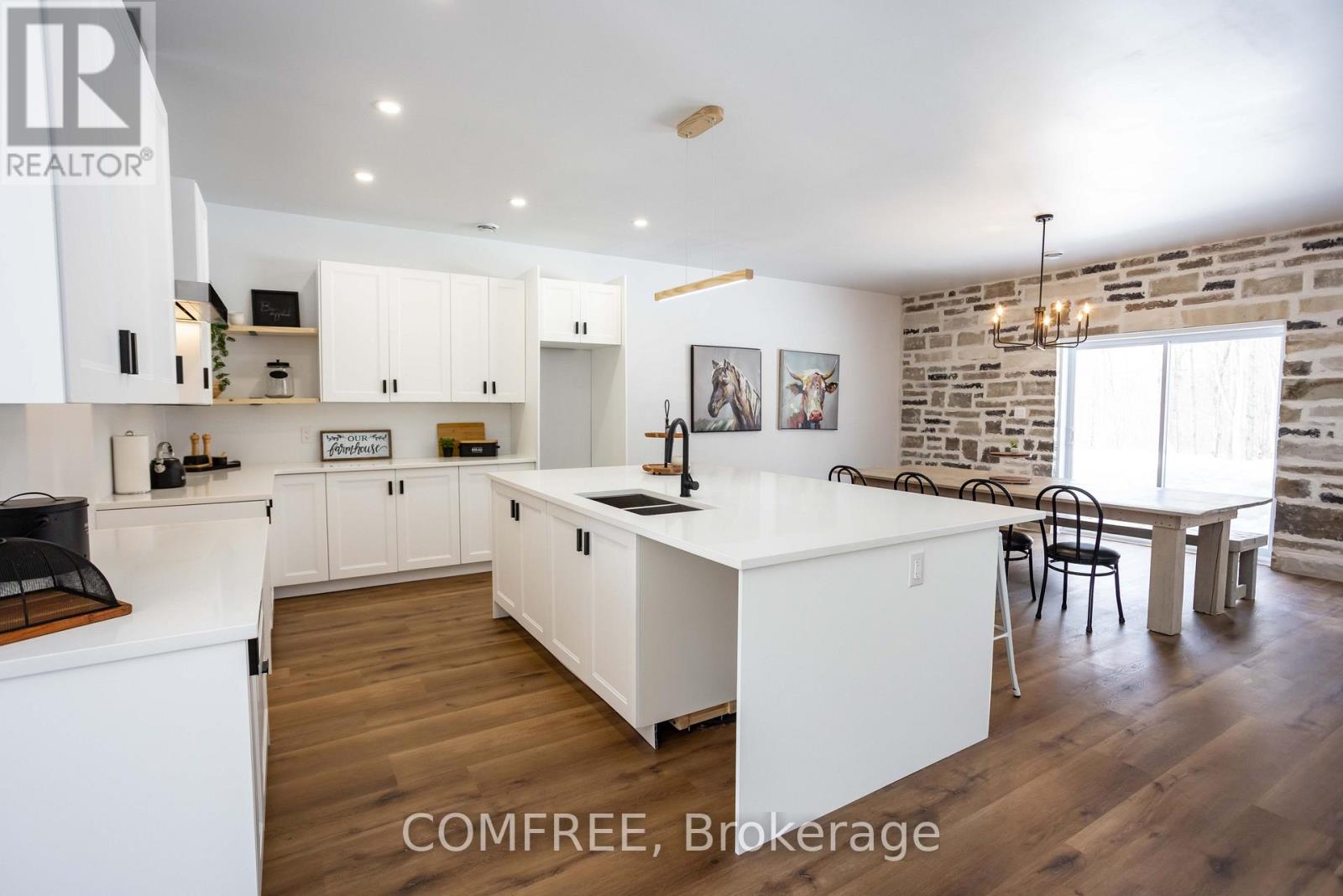 3244 PICHE ROAD - 5