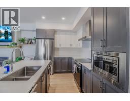 Kitchen - 703 15a Crescent Unit# 15, Invermere, BC V0A1K0 Photo 10