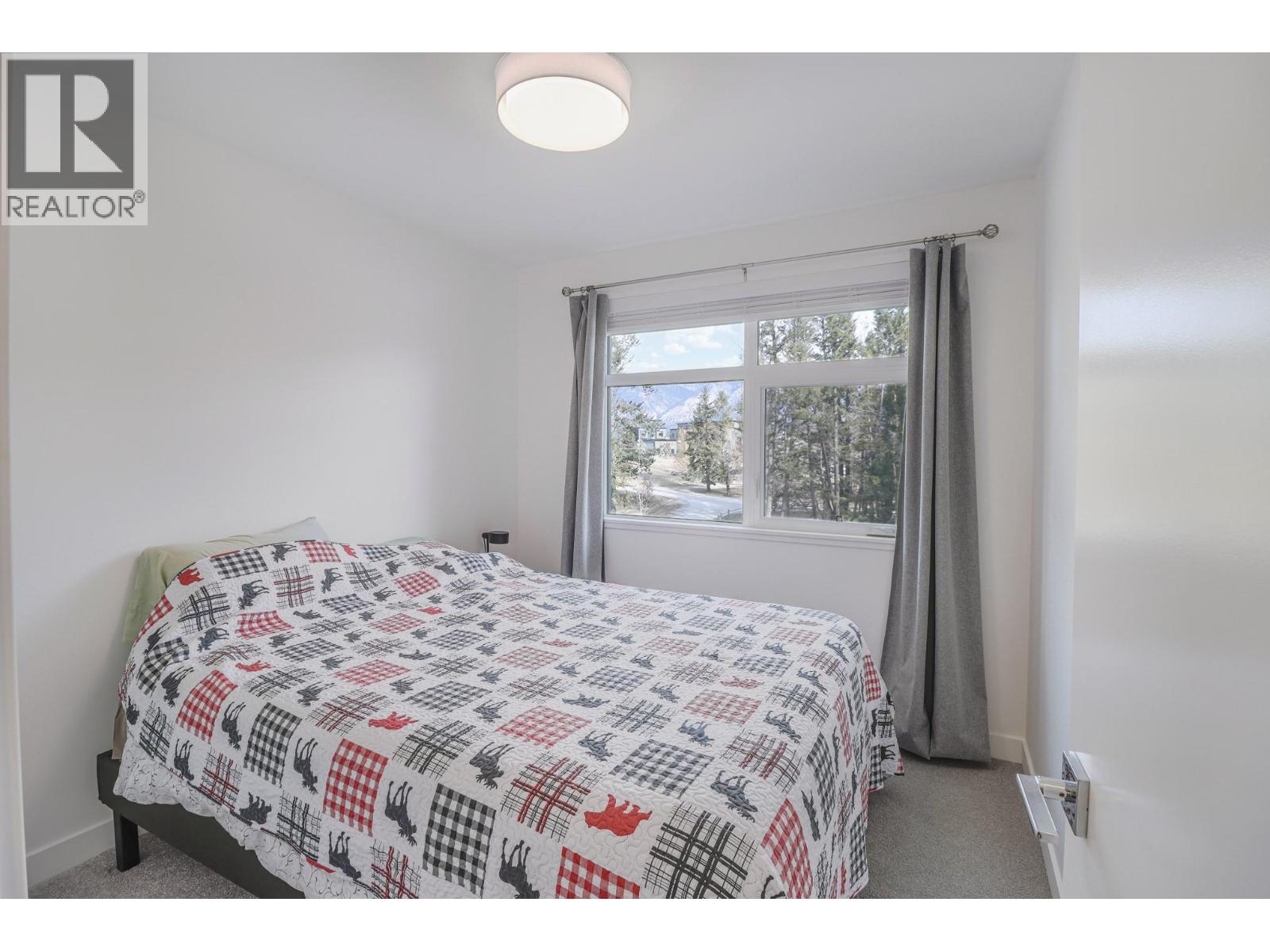 #15 703 15A Crescent - 22