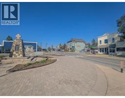 703 15a Crescent Unit# 15, Invermere, BC V0A1K0 Photo 34