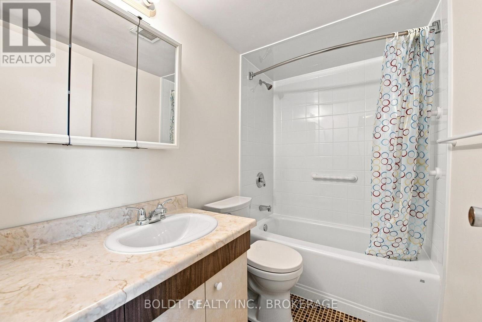 #1206 15 TOWERING HEIGHTS BOULEVARD - 12