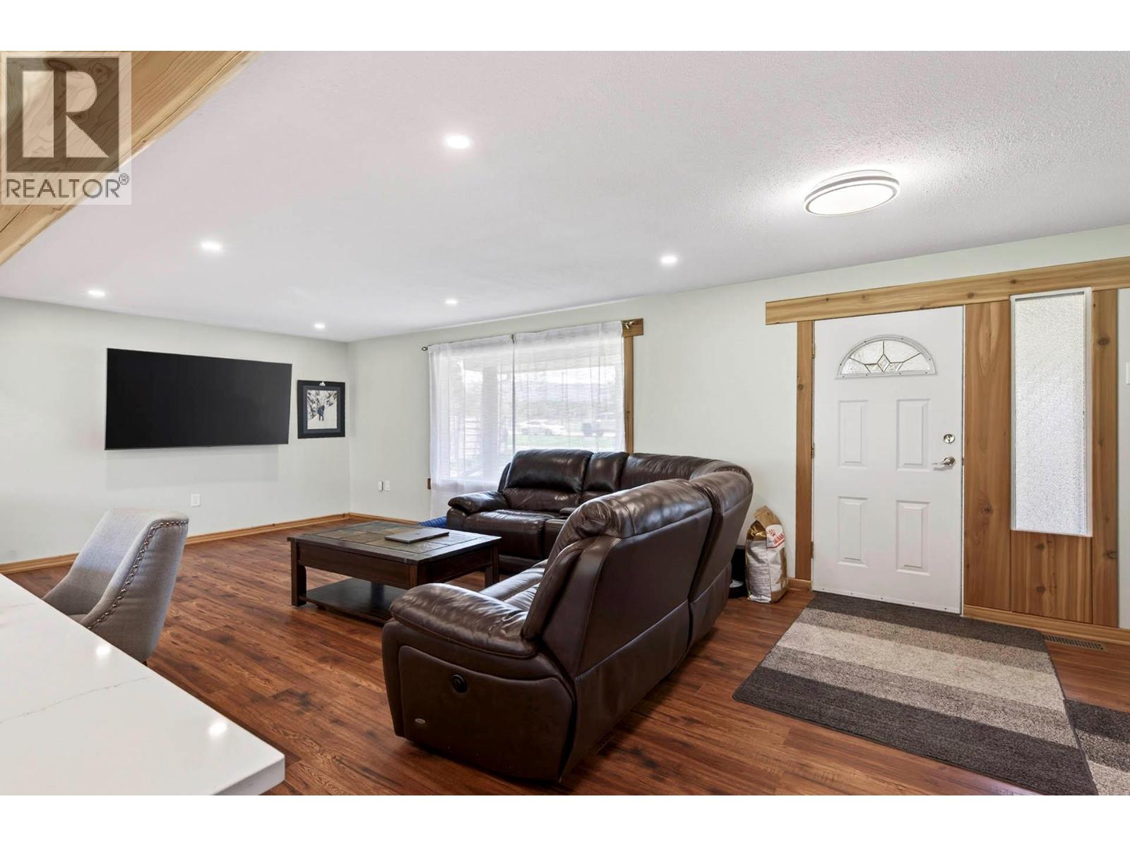 985 OLD N THOMPSON Highway - Image 13