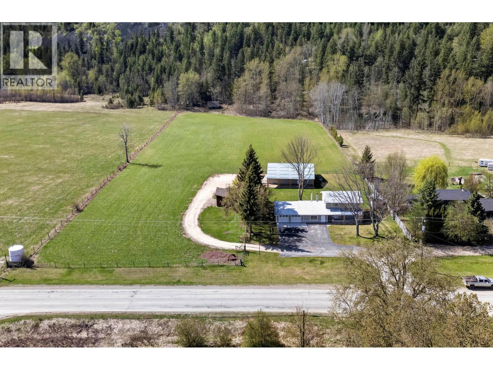 985 OLD N THOMPSON Highway - 1