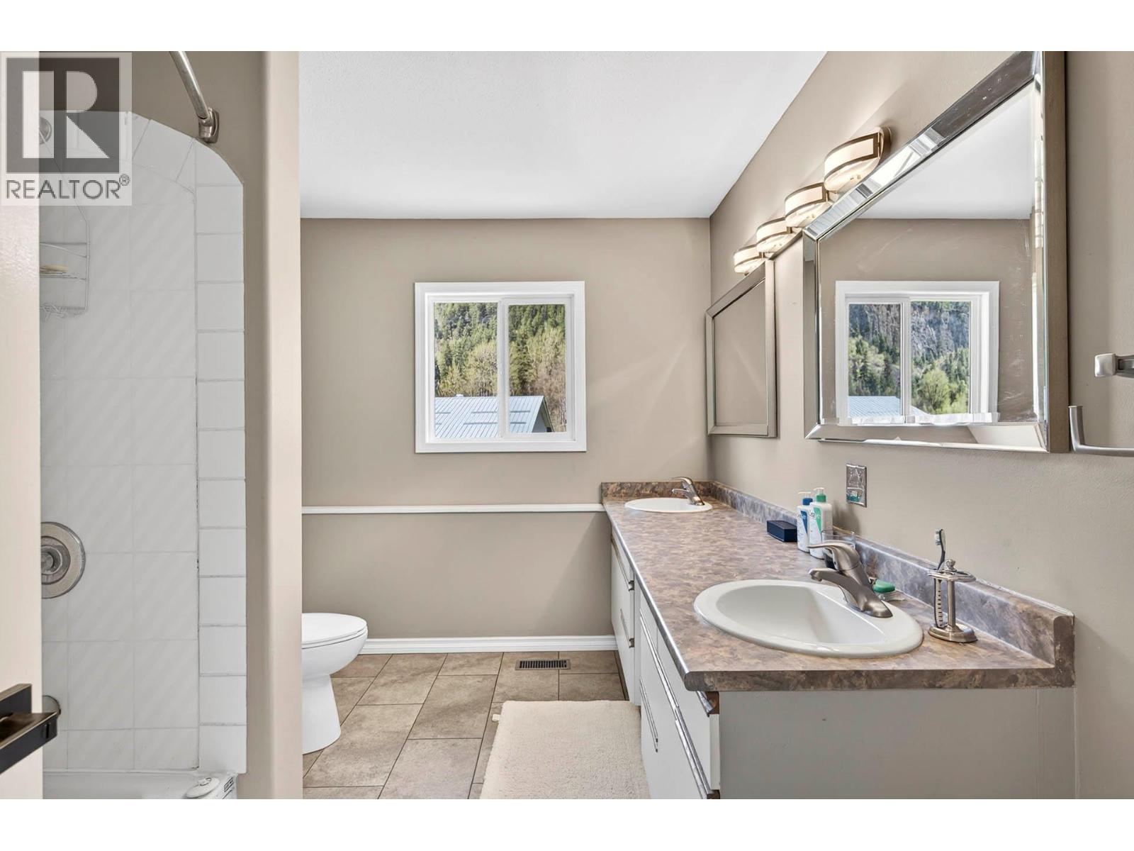 985 OLD N THOMPSON Highway - Image 30