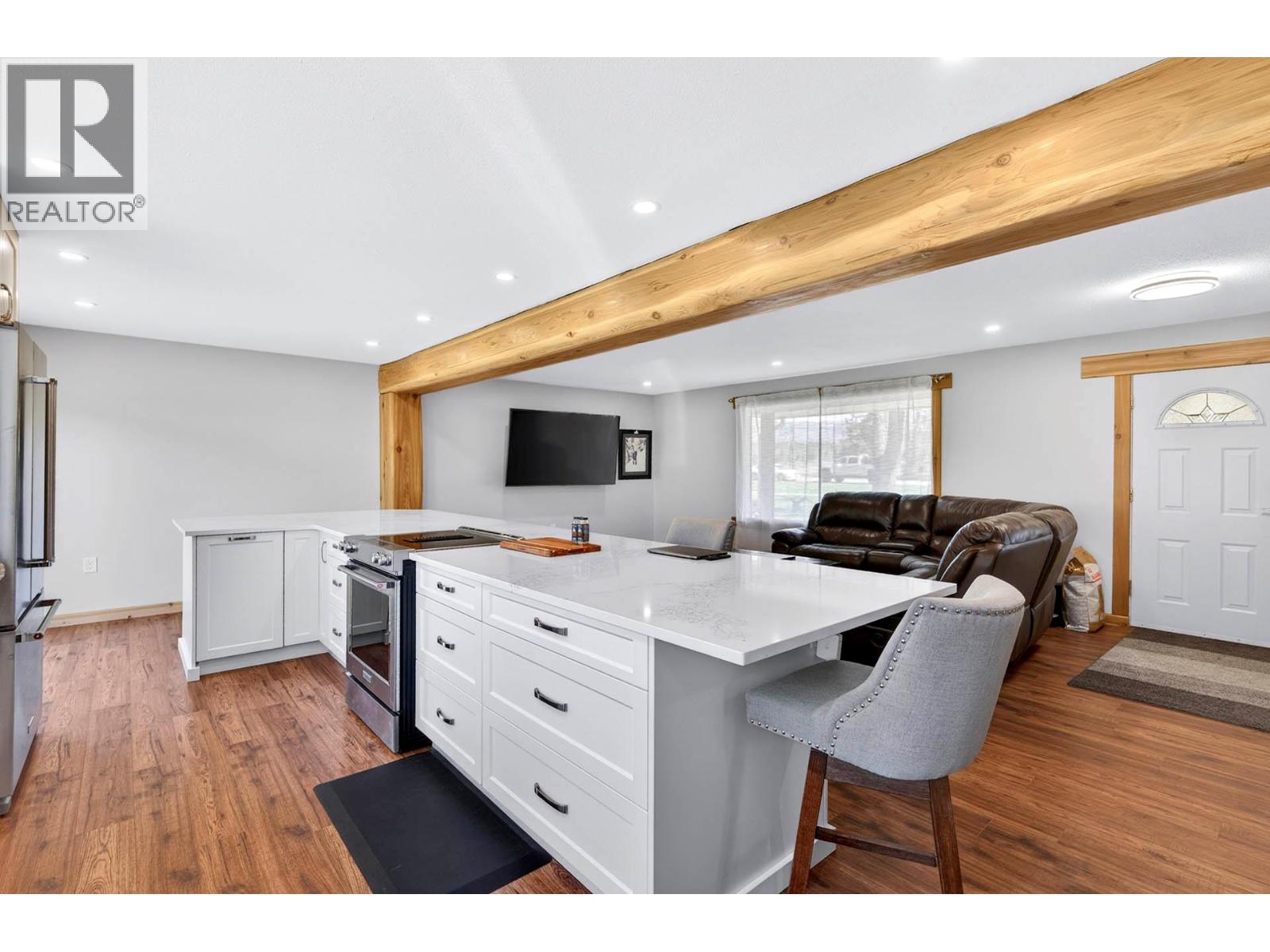 985 OLD N THOMPSON Highway - 6