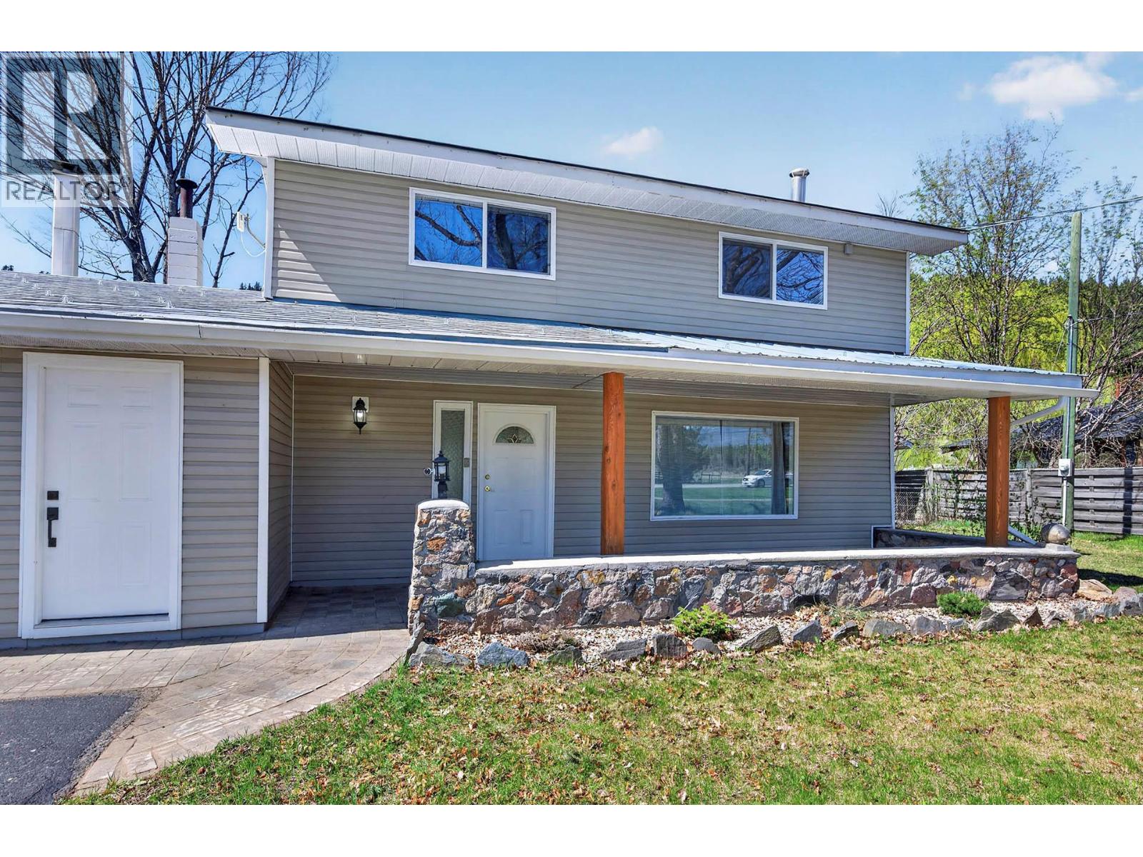 985 OLD N THOMPSON Highway - 65