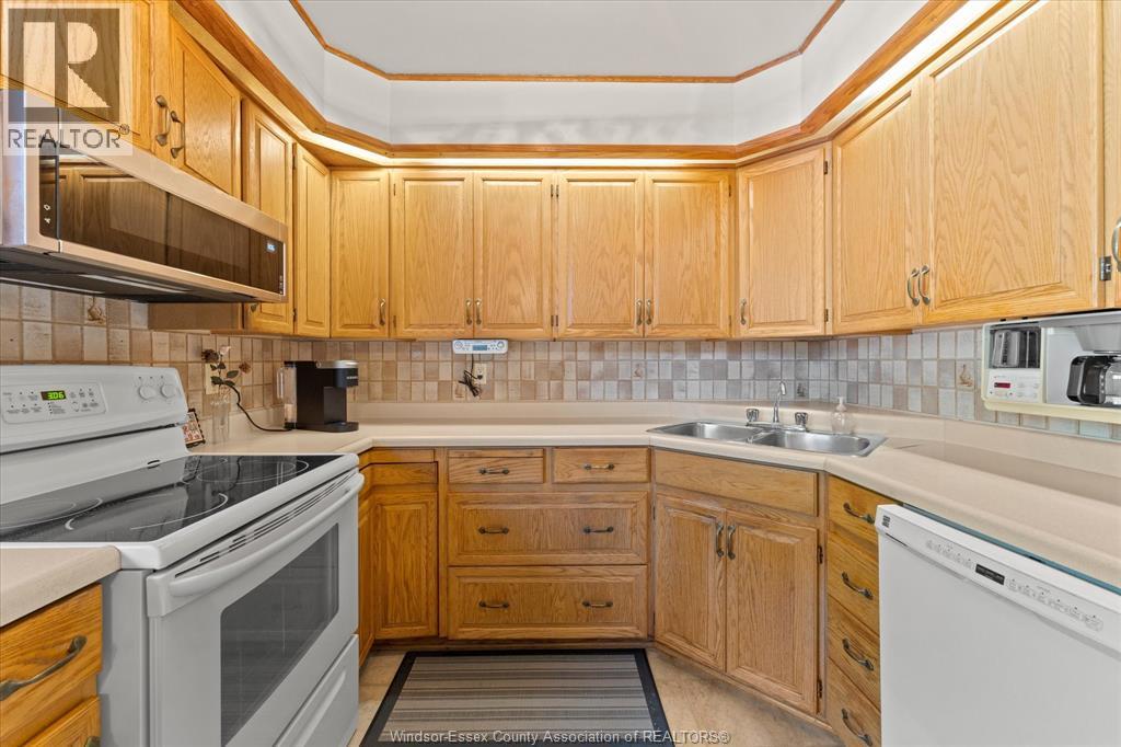 5086 COLBOURNE DRIVE - 10