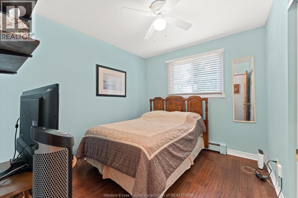 5086 COLBOURNE DRIVE - 21