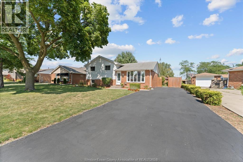 5086 COLBOURNE DRIVE - 3