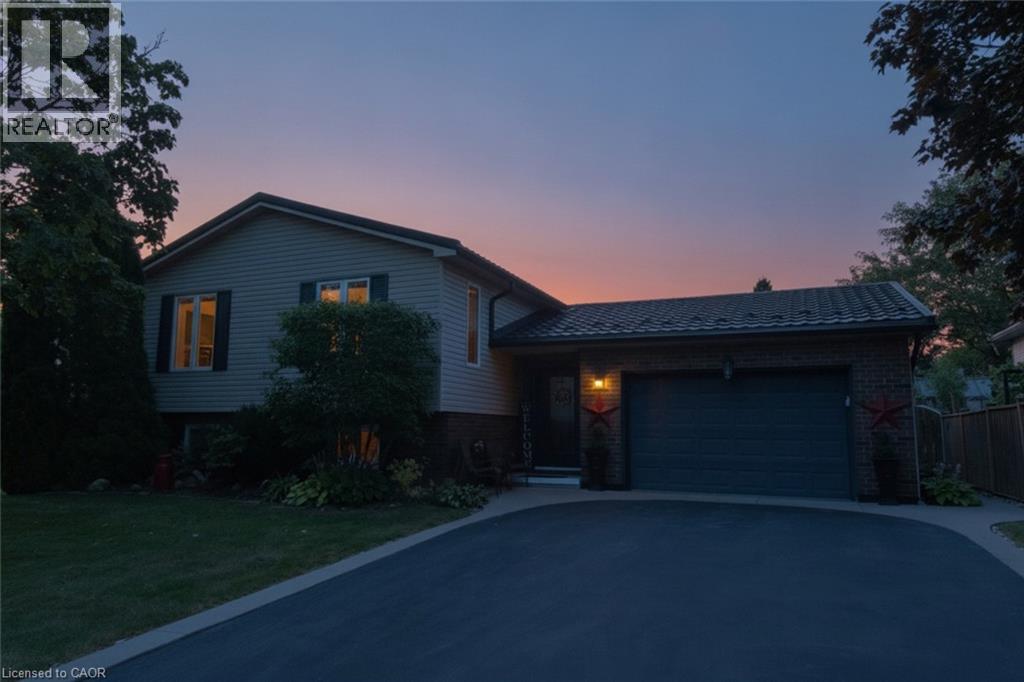 5-bedroom home for sale at 24 BUCHANAN Drive, Caledonia ON · photo 39 of 44