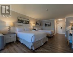 302 - 302 Bayshore - Deerhurst Drive, Huntsville, ON P1H2E8 Photo 12