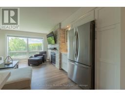 54 - 54-305 Deerhurst, Summit Lodge Drive, Huntsville, ON P1H2E8 Photo 11