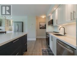 54 - 54-305 Deerhurst, Summit Lodge Drive, Huntsville, ON P1H2E8 Photo 8