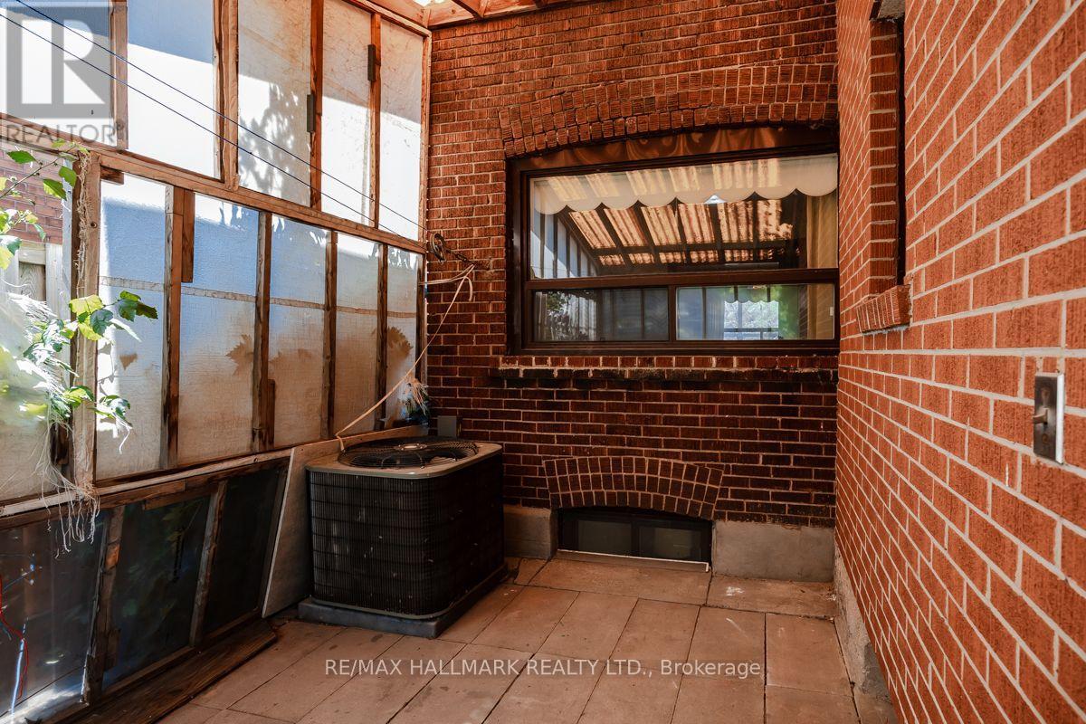 511 NORTHCLIFFE BOULEVARD - Image 32