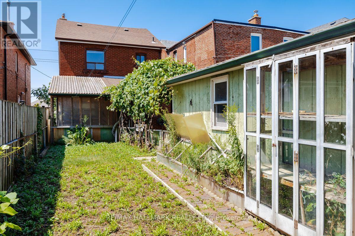 511 NORTHCLIFFE BOULEVARD - 38