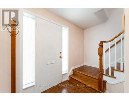 2 Robinter Drive, Toronto, ON M2M3P9 Photo 11