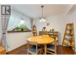 2 Robinter Drive, Toronto, ON M2M3P9 Photo 16