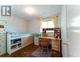 2 Robinter Drive, Toronto, ON M2M3P9 Photo 24