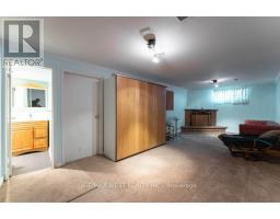 2 Robinter Drive, Toronto, ON M2M3P9 Photo 29