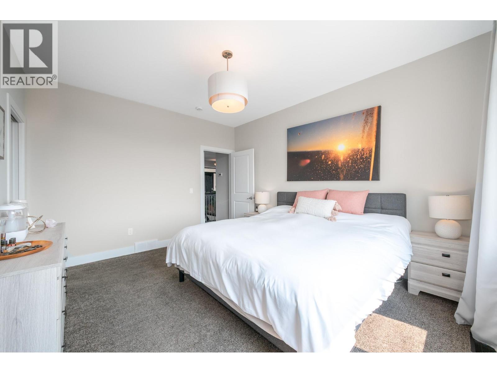  2420 Tallus Heights Drive, West Kelowna