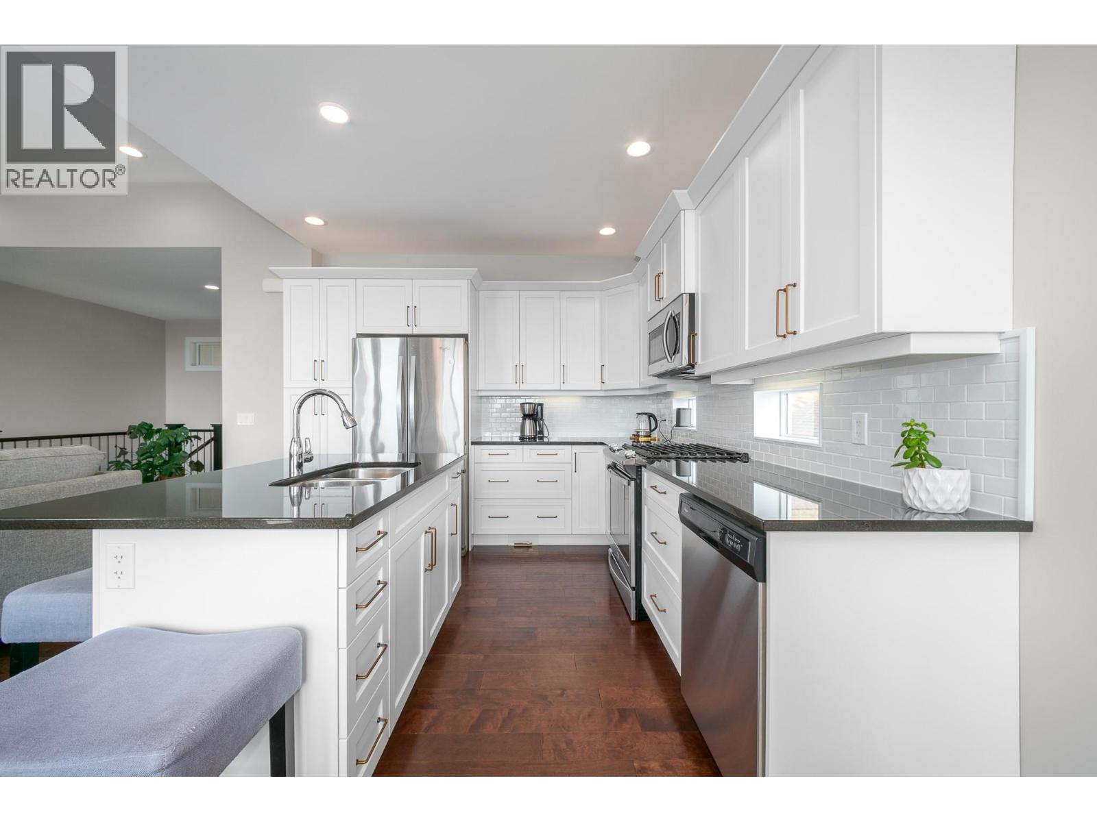  2420 Tallus Heights Drive, West Kelowna
