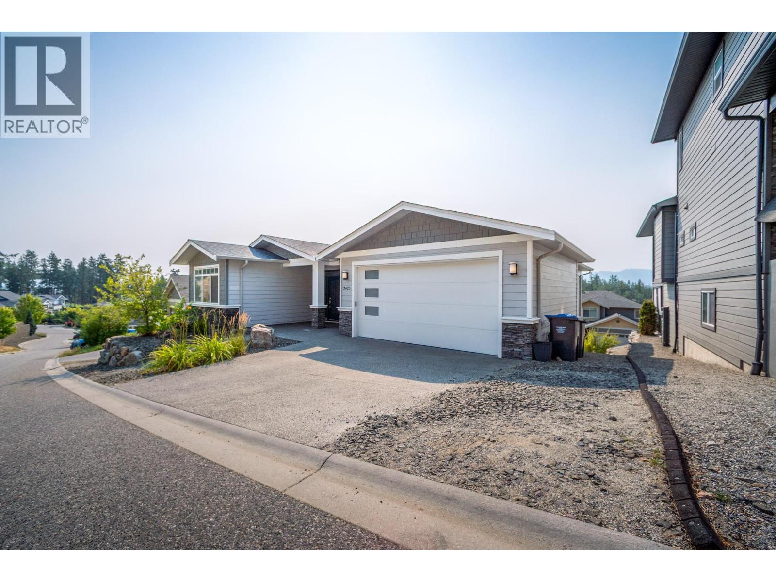  2420 Tallus Heights Drive, West Kelowna