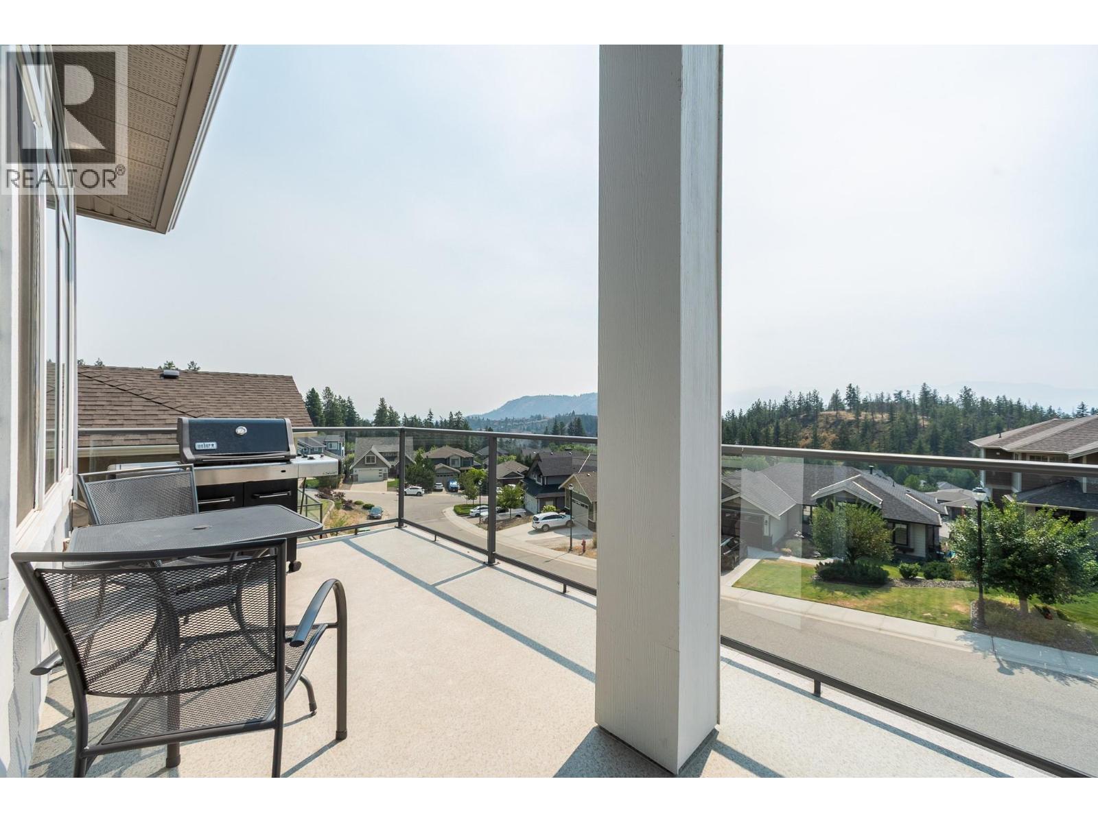  2420 Tallus Heights Drive, West Kelowna