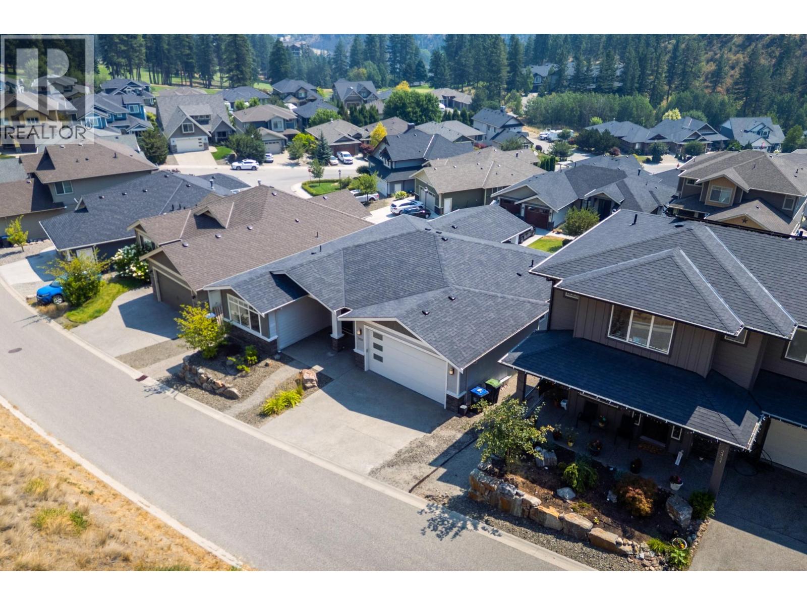  2420 Tallus Heights Drive, West Kelowna