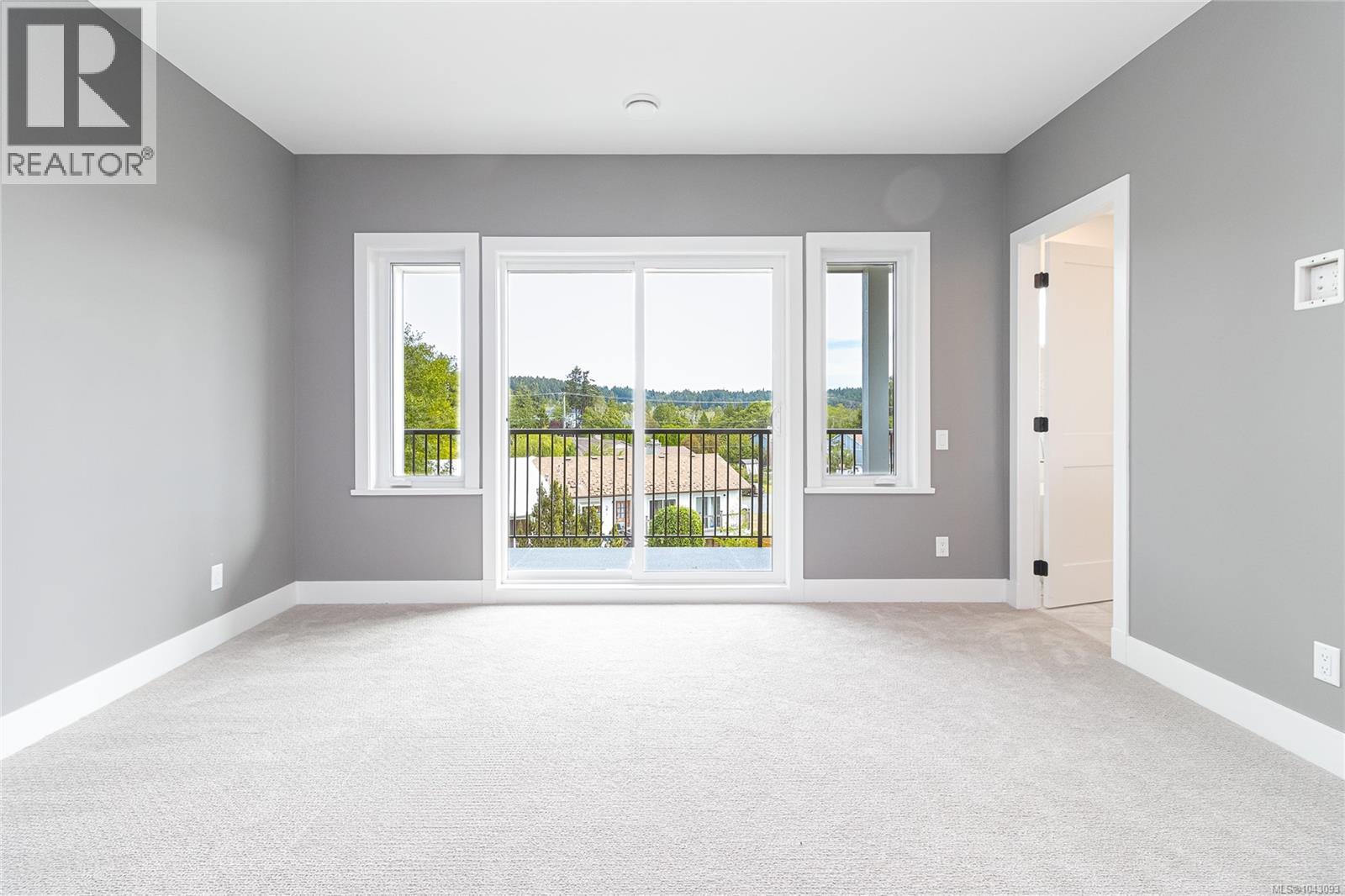 290 Seafield Rd, Colwood