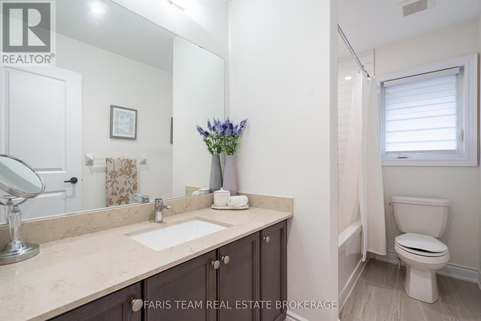 1352 BLACKMORE STREET - 28