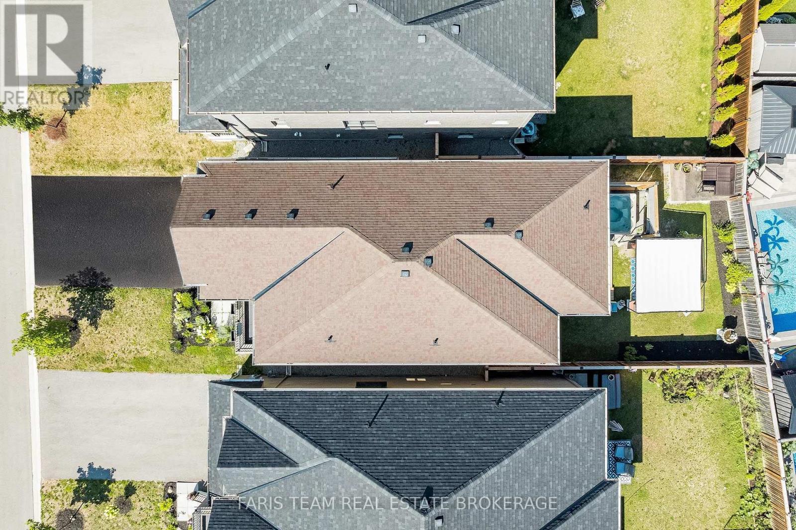 1352 BLACKMORE STREET - 36