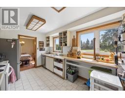 458 Chester Avenue, Newmarket, ON L3Y6R7 Photo 10